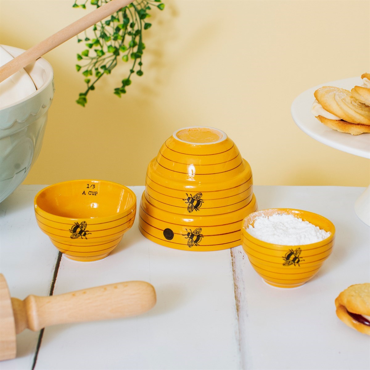 Bee Hive Measuring Bowls By Sass & Belle