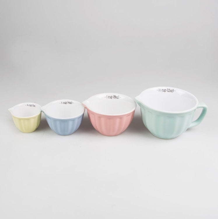 Retro Pastel Measuring Cups By Sass & Belle